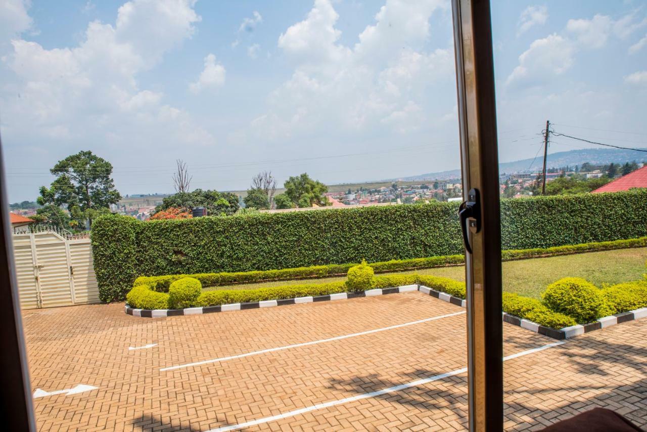 Hostel Kigali Castle Exterior foto
