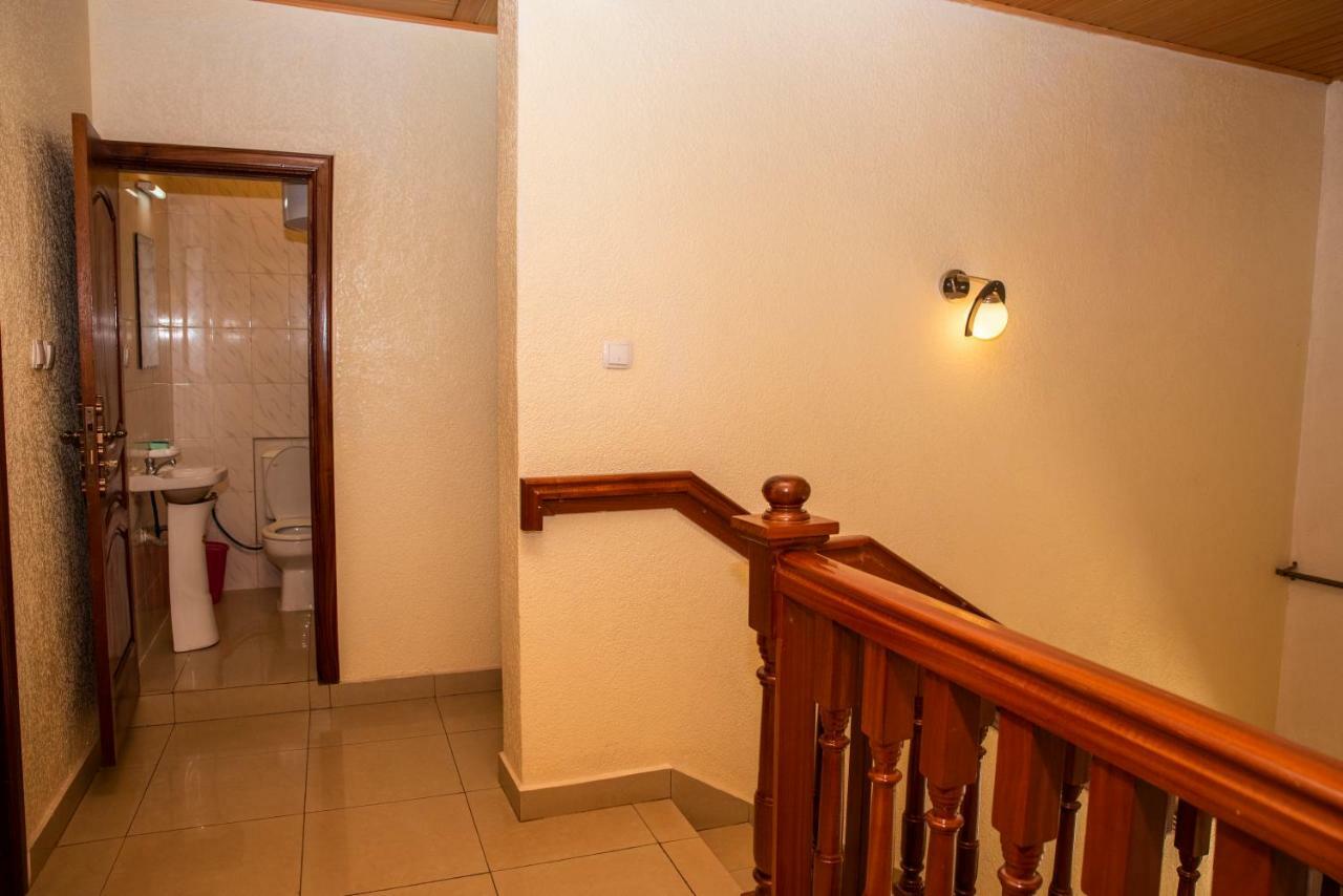 Hostel Kigali Castle Exterior foto
