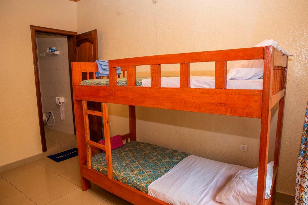 Hostel Kigali Castle Exterior foto
