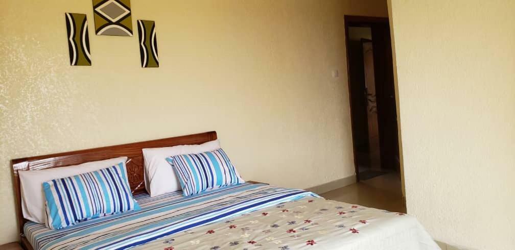 Hostel Kigali Castle Exterior foto