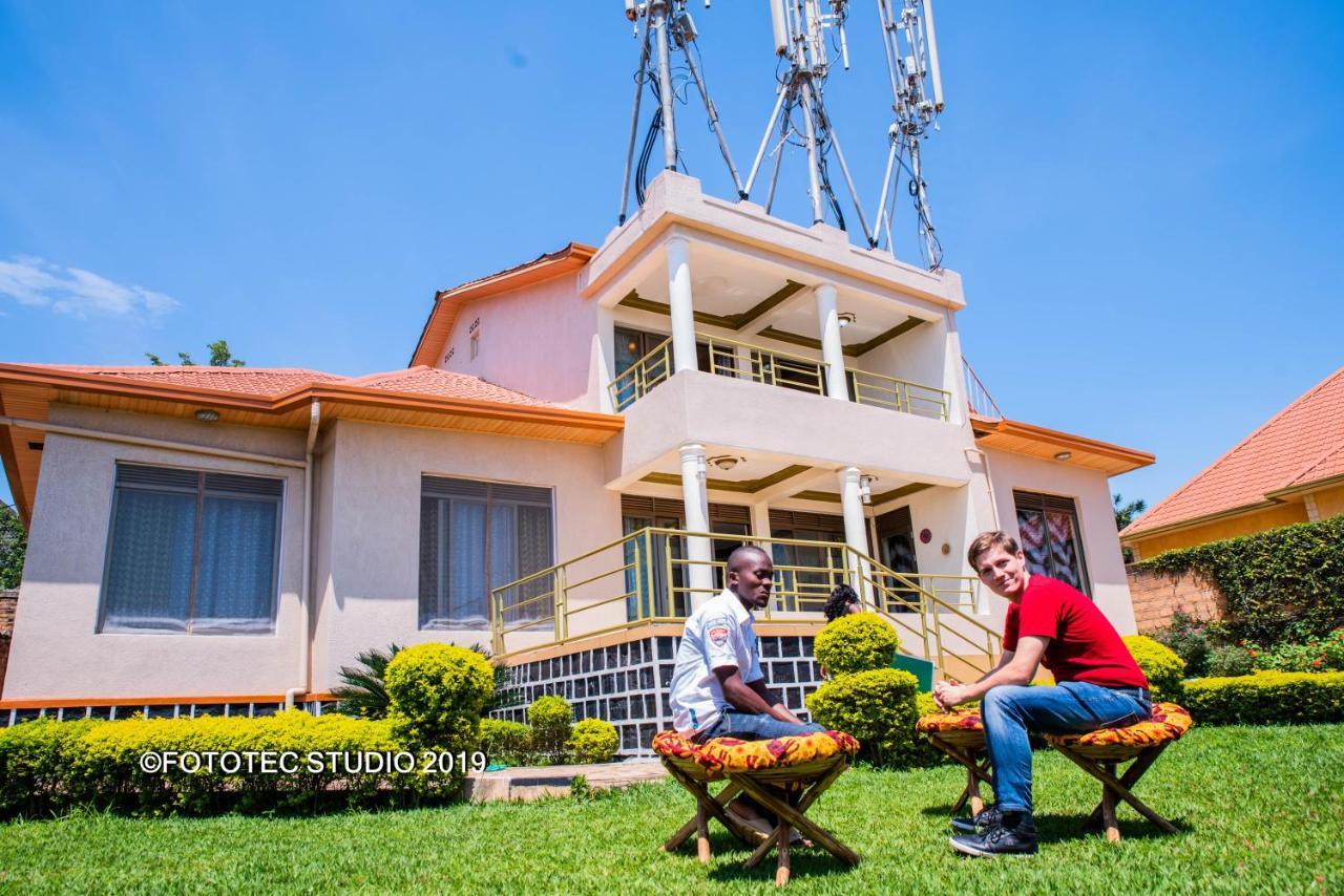 Hostel Kigali Castle Exterior foto