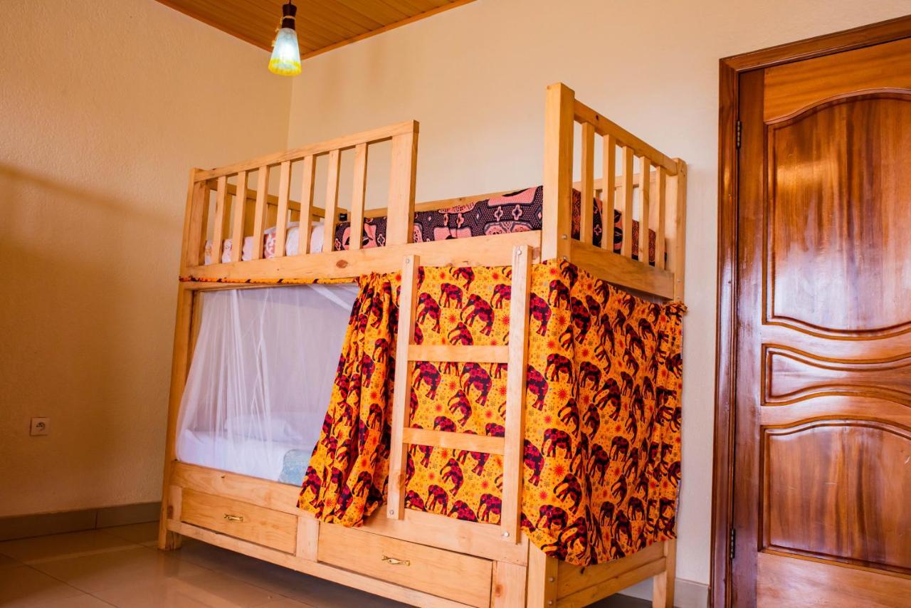Hostel Kigali Castle Exterior foto