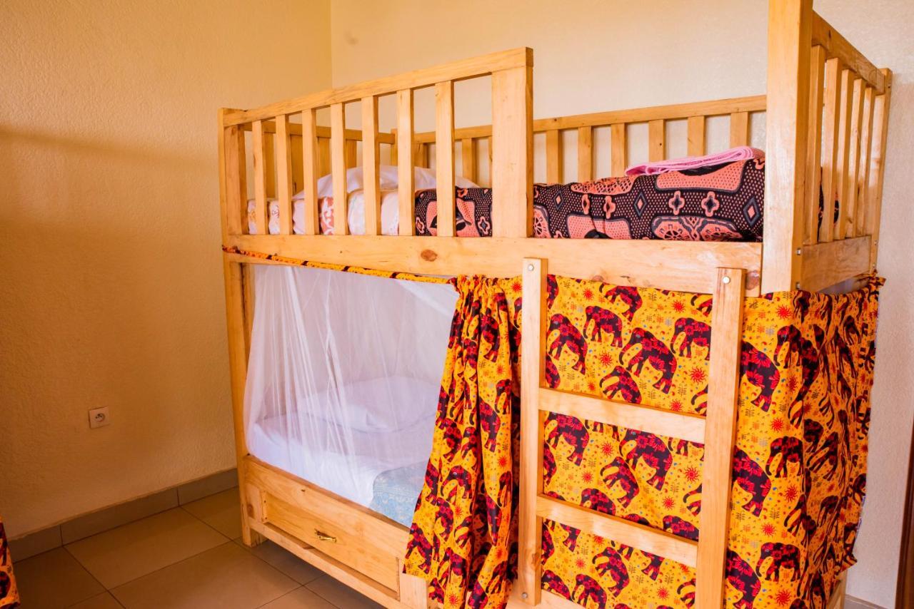 Hostel Kigali Castle Exterior foto